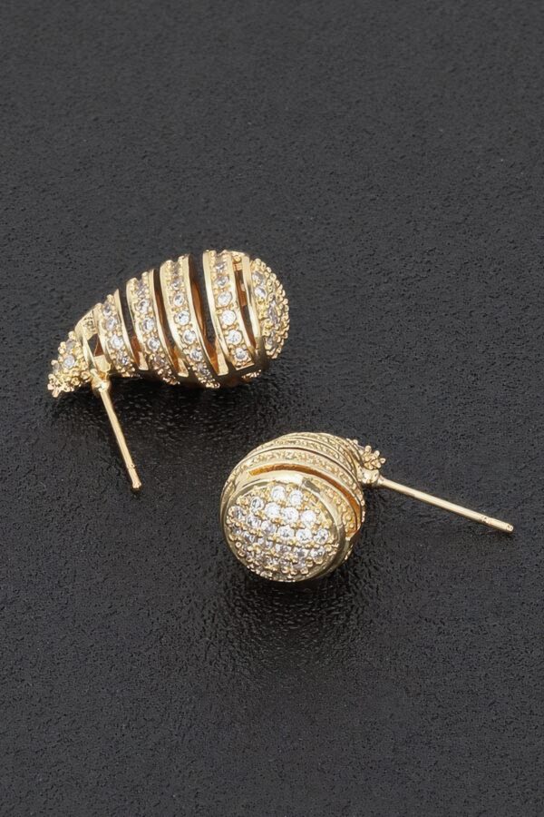 Teardrop Rhinestone Earrings in Metal Setting