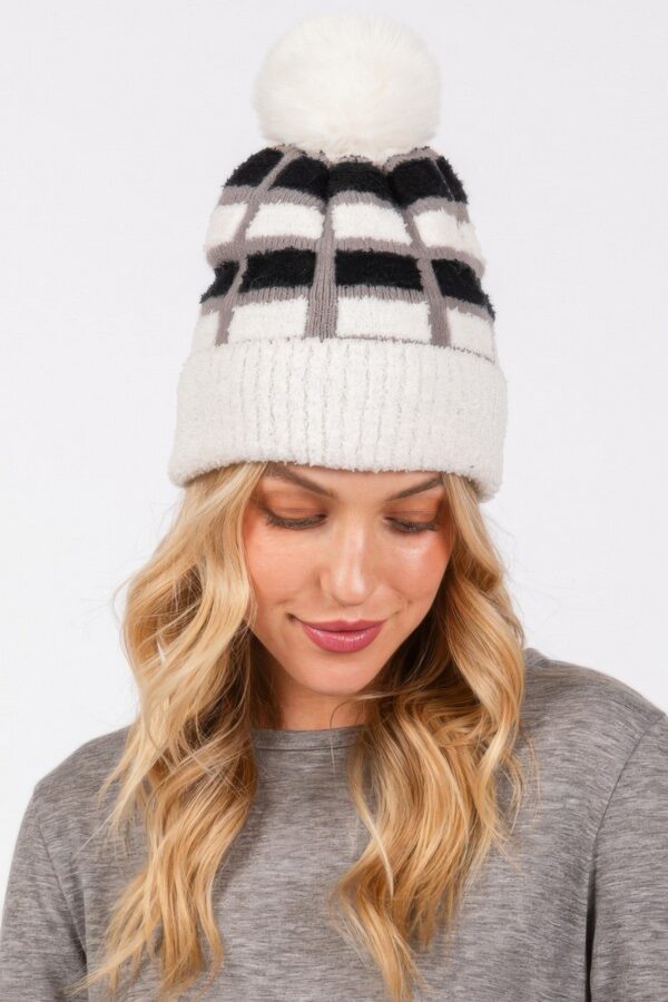 Color-Blocked Pom Pom Beanie – Plush Polyester Knit