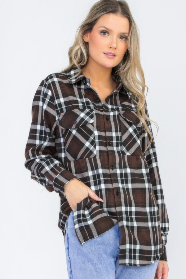 Oversized Plaid Flannel Shirt – Relaxed Boyfriend Fit