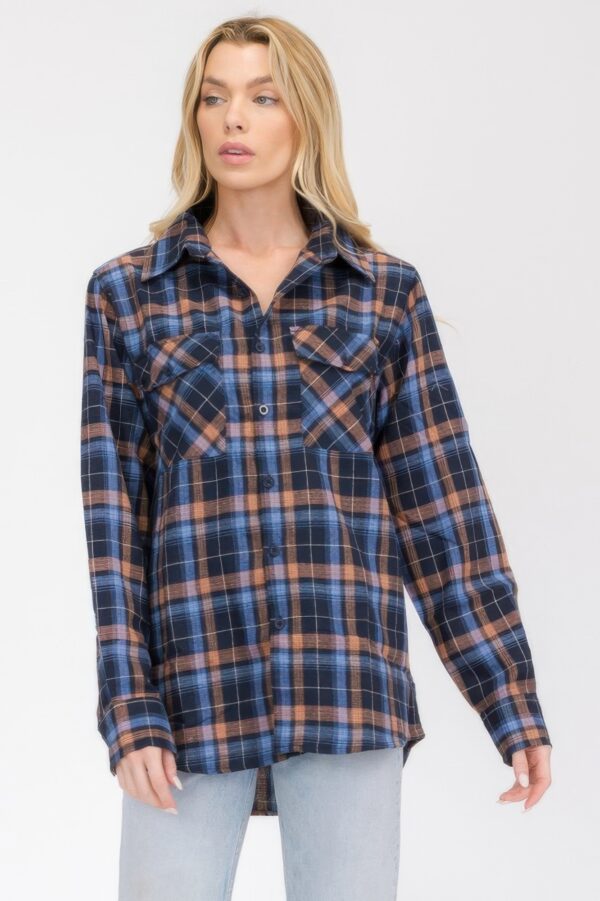 Oversized Plaid Flannel Shirt – Relaxed Boyfriend Fit