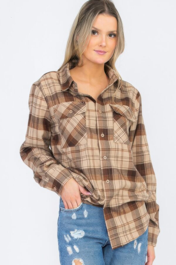 Women’s Oversized Boyfriend Flannel Shirt – Checkered