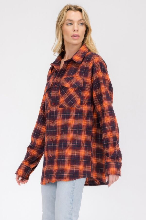 Women’s Oversized Boyfriend Flannel Shirt – Checkered