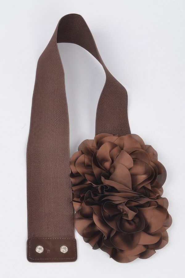 Floral Applique Belt – Sculptural Waist Accent