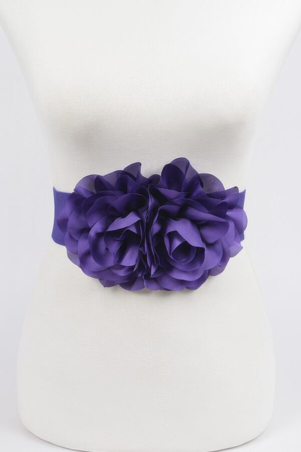 Floral Applique Belt – Sculptural Waist Accent