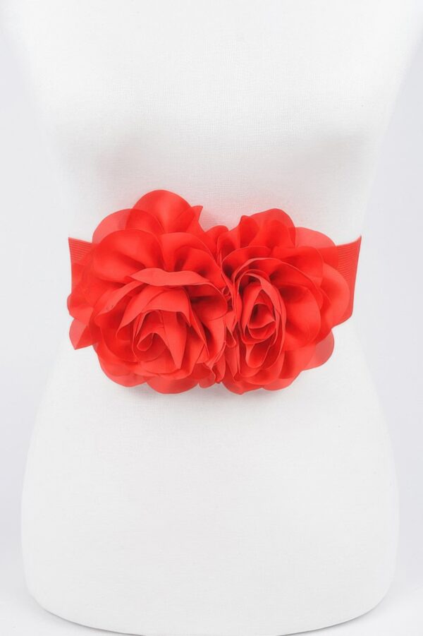 Floral Applique Belt – Sculptural Waist Accent