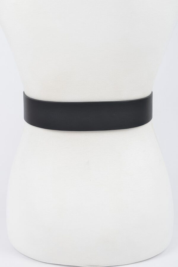 Hammered Heart Buckle Belt – Gold Faux Leather