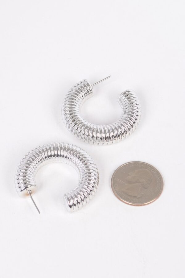 Spiral Hoop Earrings – 1.5″ Sculptural Hoops