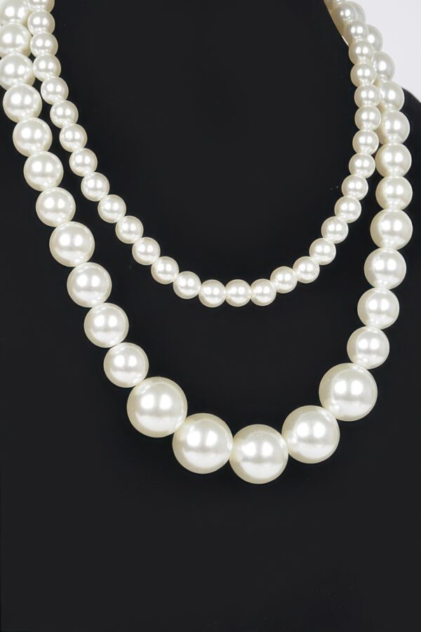 Double-Layer Faux Pearl Necklace – Classic White