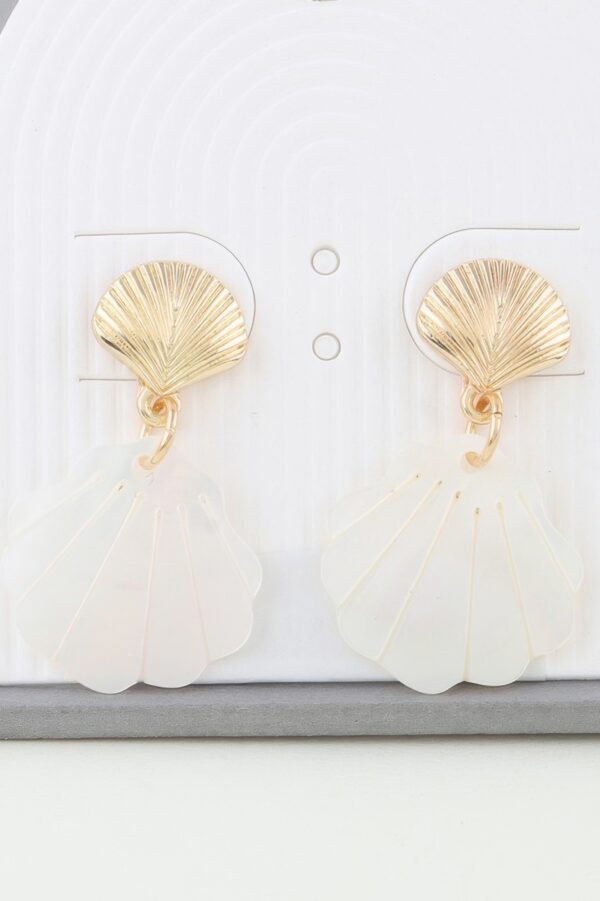Twin Seashell Drop Earrings – Delicate Coastal Drops