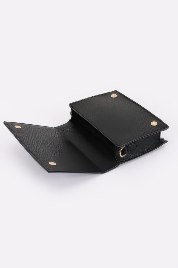 Magic Book Clutch – Book-Shaped Hardcase with Chain