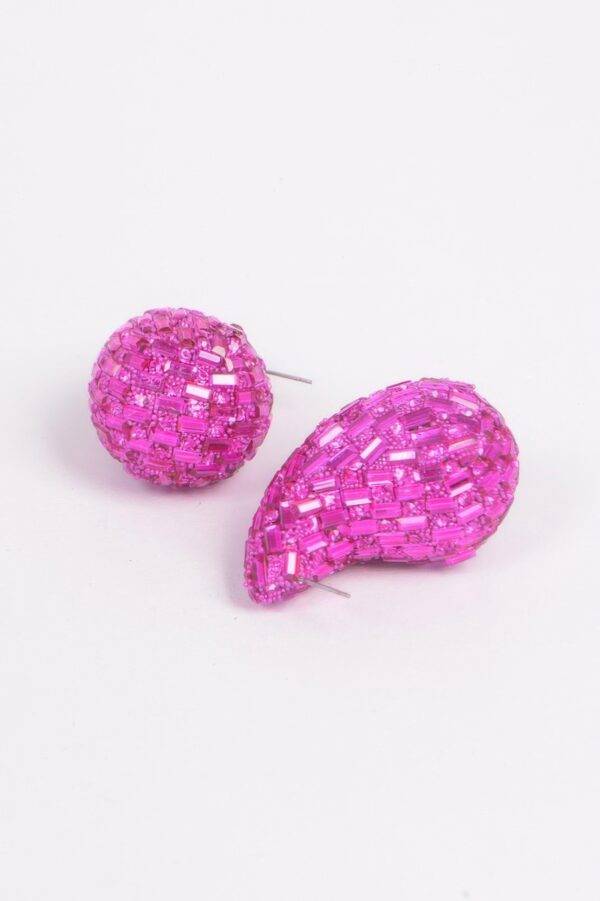 Rhinestone Teardrop Earrings – Post-Back Sparkle