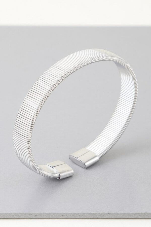 Polished Ribbed Open Cuff Bracelet – Textured Band