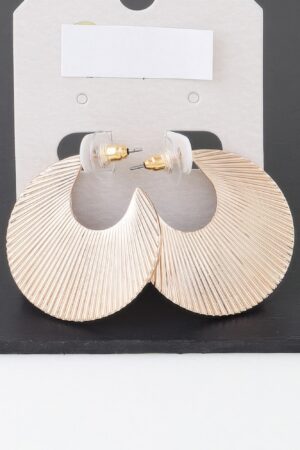 Clam Shell Flared Hoop Earrings – Gold Tone