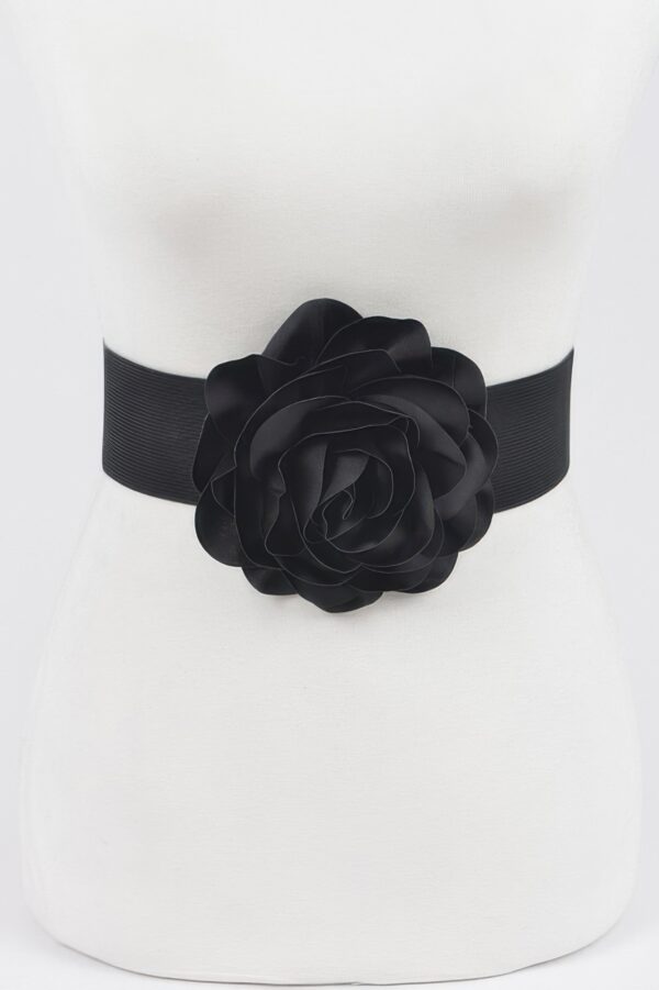 Plus Size Elastic Belt with Large Floral Accent