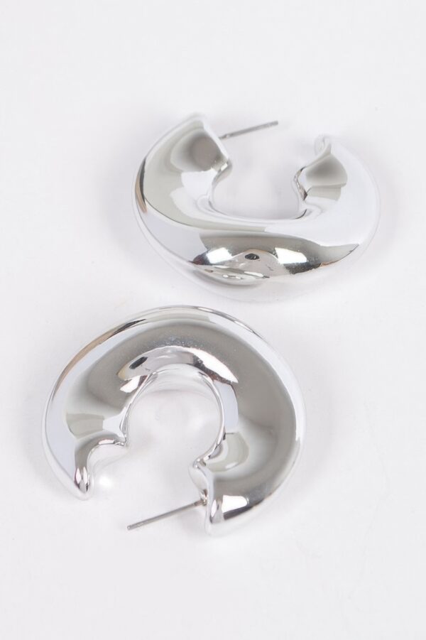 Sculpted Mixed-Metal Ear Cuff – Gold & Silver