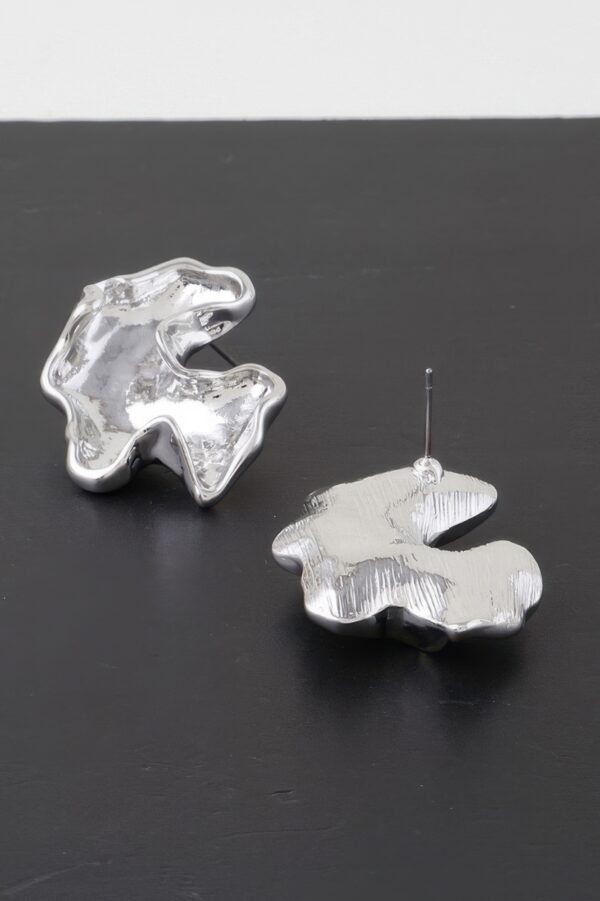Hollowed Outline Earrings – Open Geometric Design