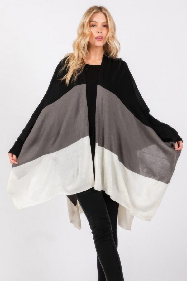 Three Tones Ruana – Tri-Color Open-Front Knit
