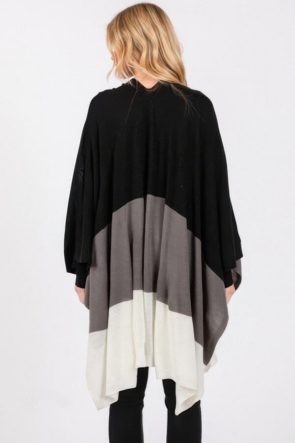 Three Tones Ruana – Tri-Color Open-Front Knit