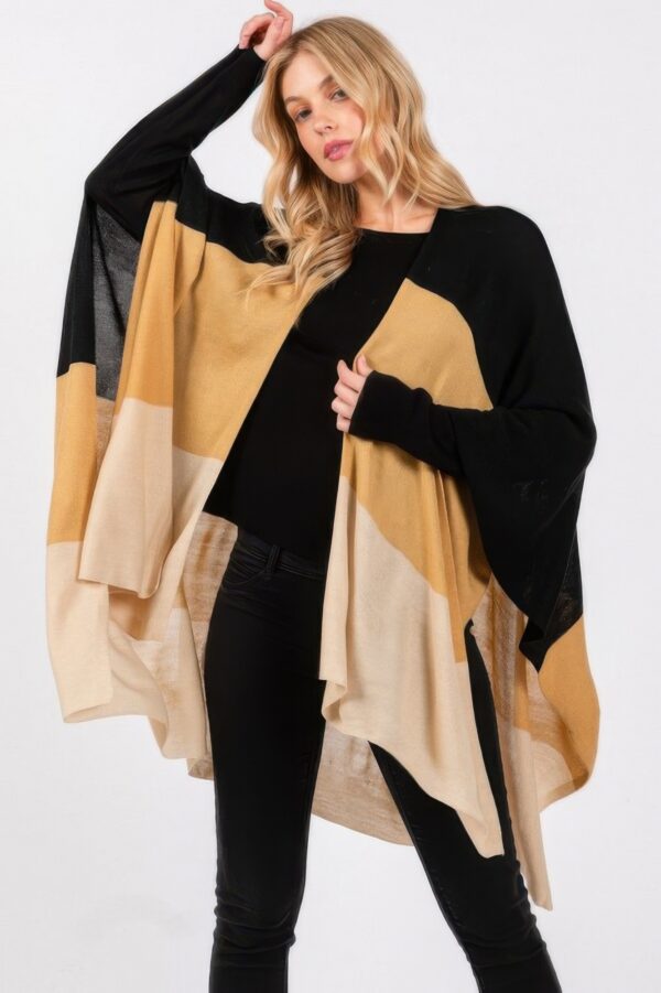 Three Tones Ruana – Tri-Color Open-Front Knit