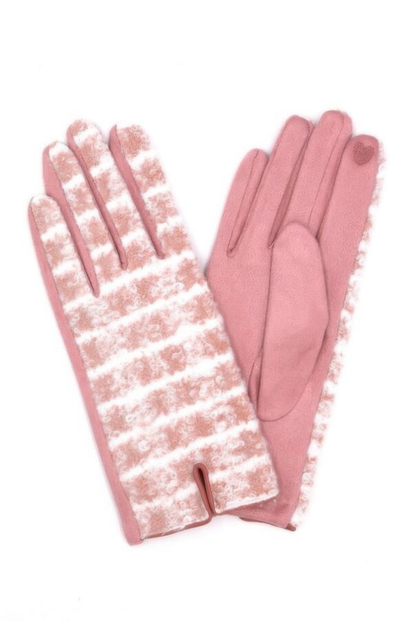 Fuzzy Plaid Smart-Touch Gloves – Cozy Check Pattern