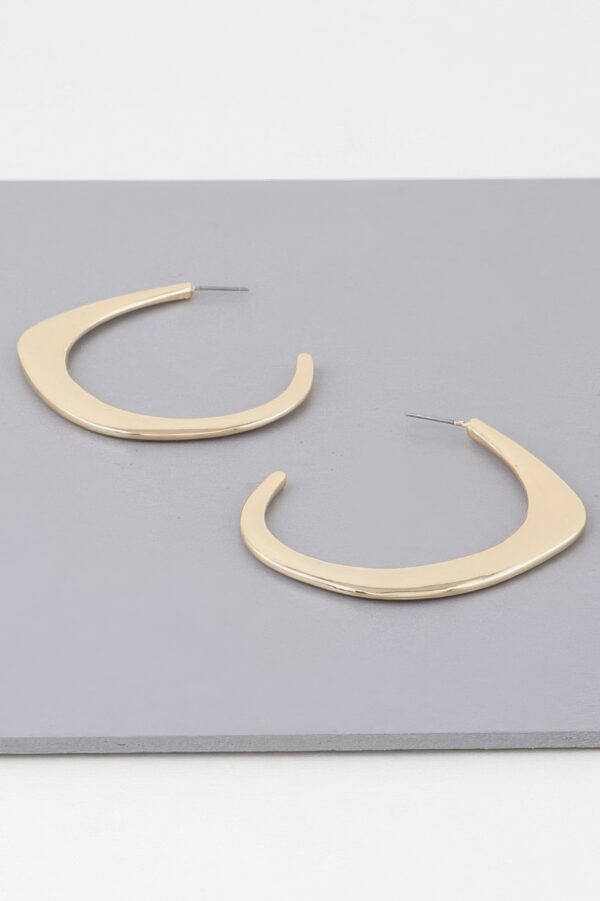 Hoop Earrings – Sleek Metal 2″ x 2.4″