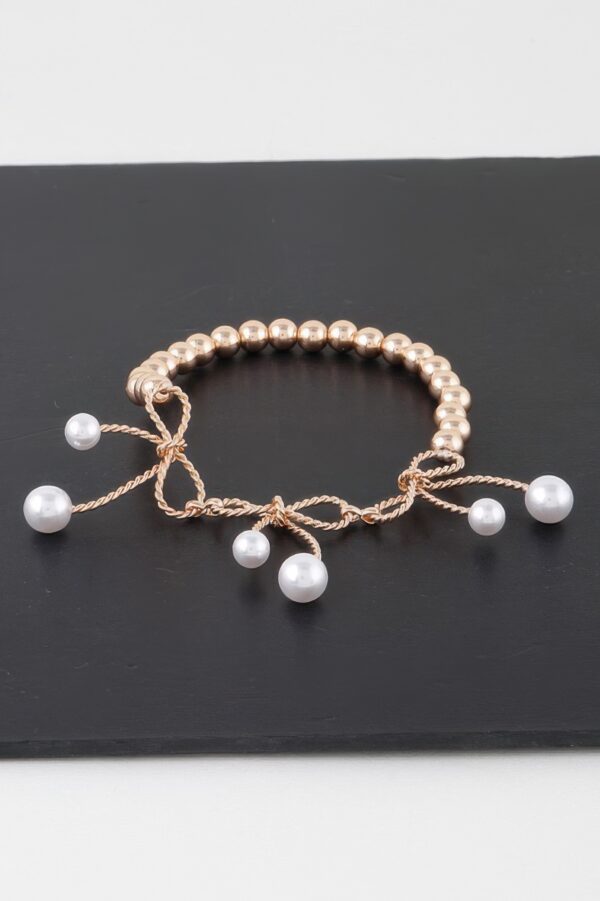 Faux Pearl Bloom Bracelet – Floral-Inspired Cuff