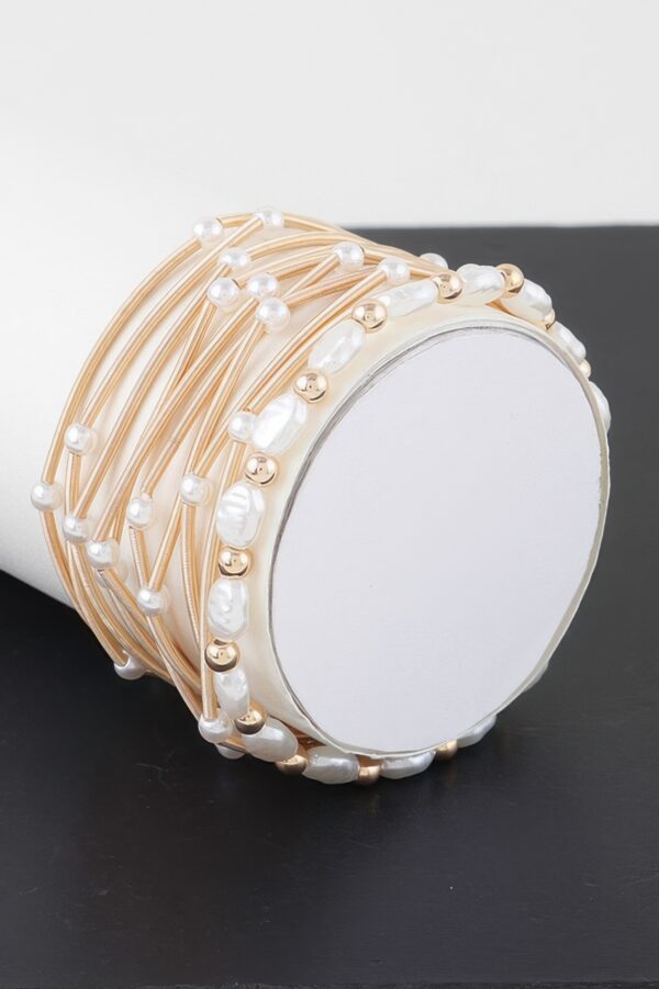 Faux Pearl Classic Bracelet – Polished Round Design
