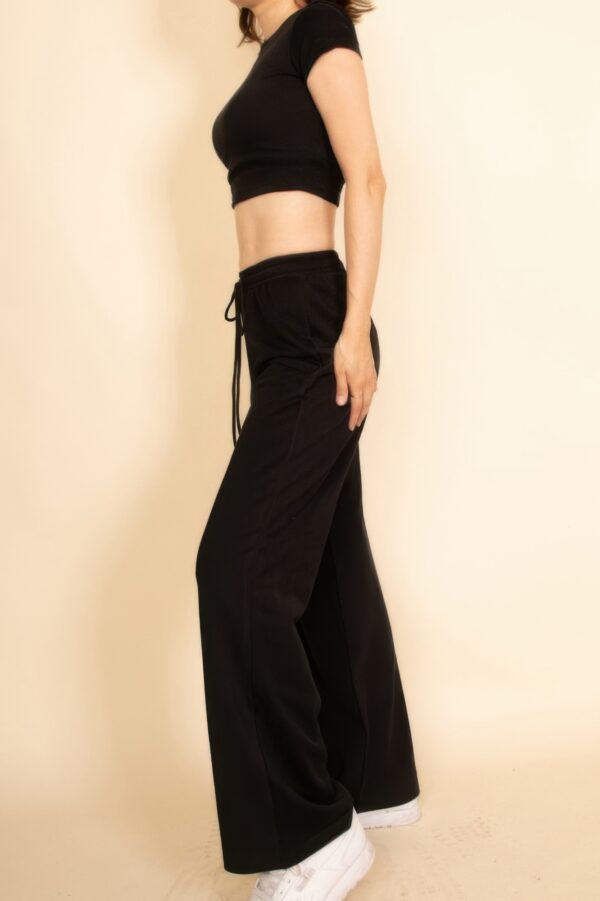 Crop Tee and Wide-Leg Lounge Set – Soft Knit