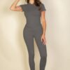 Short Sleeve Round Neck T-Shirt – Fitted Silhouette