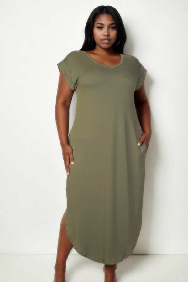 Plus Size V-Neck Batwing Long Dress with Hidden Pockets