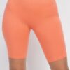 High-Waist Bike Shorts – Knee-Length Stretch