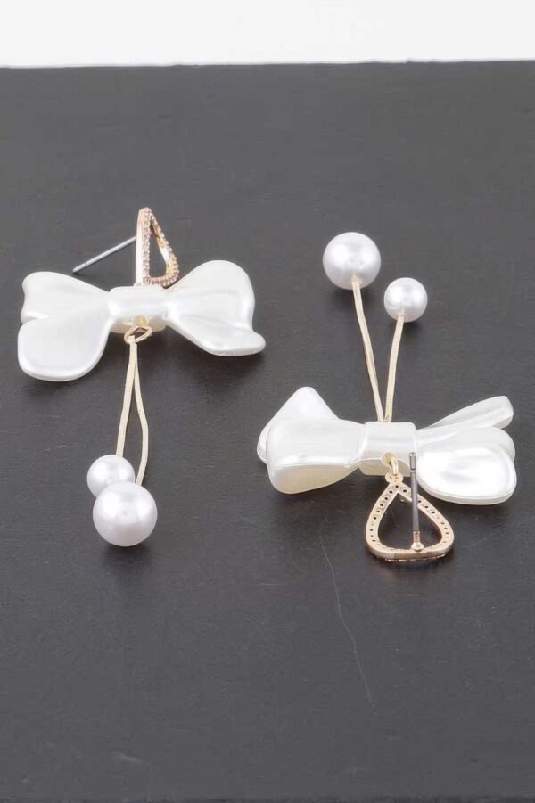 Pearl Blossom Bowknot Earrings – White Pearl Accent
