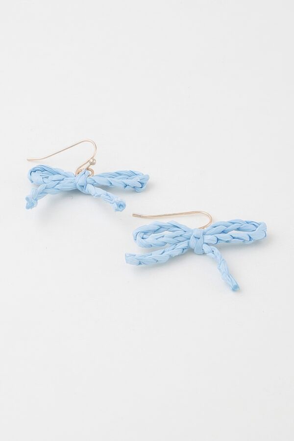 Braided Ribbon Stud Earrings – Sculptural High-Shine