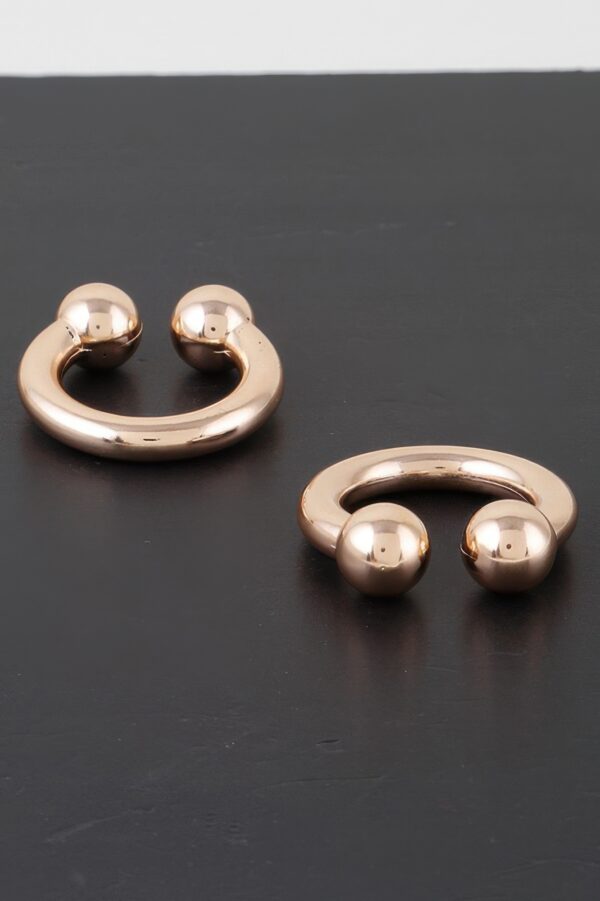 Horn Bolt Chunky Hoop Earrings – Polished Sculptural Hoops