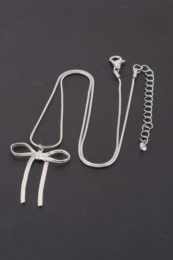 Snake Chain Ribbon Necklace – 18″ Fluid Draping