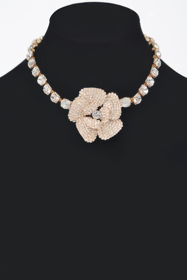 Faux Pearl Flower Choker with Rhinestone Accents