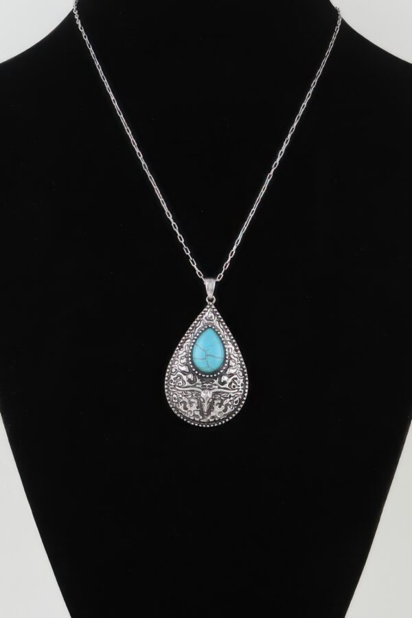 Antique Bull Teardrop Necklace – Western-Inspired