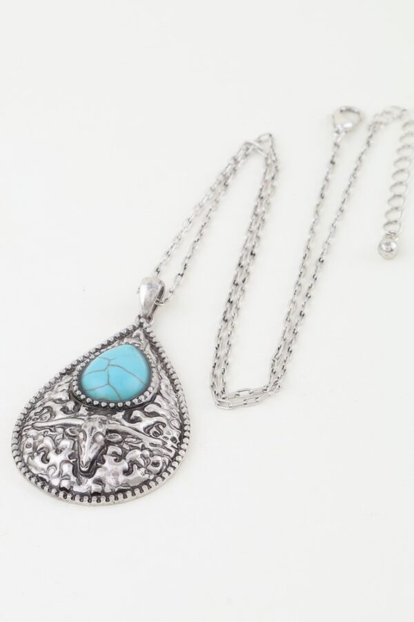 Antique Bull Teardrop Necklace – Western-Inspired