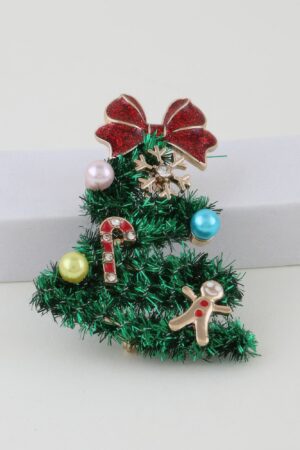 Christmas Tree Brooch – Festive Embellished Pin for Coats & Scarves