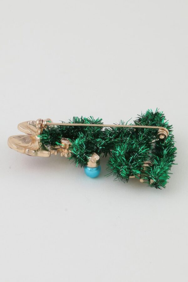 Christmas Tree Brooch – Festive Embellished Pin for Coats & Scarves