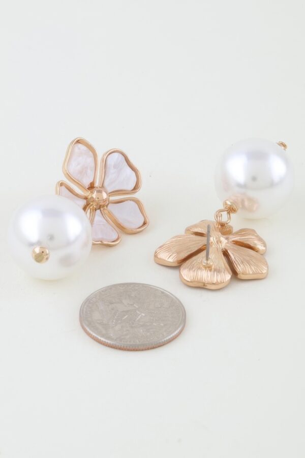 Marble Flower Drop Earrings – Sculpted Stone Accent