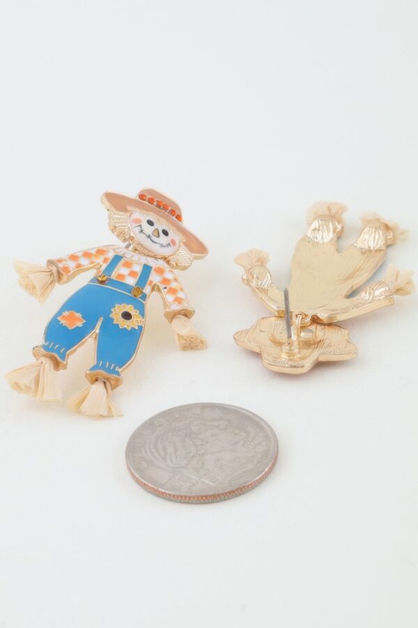 Scarecrow Stud Earrings – Autumn Harvest Charm