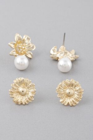 Daisy Pearl Stud Earrings – Floral Pearl Center