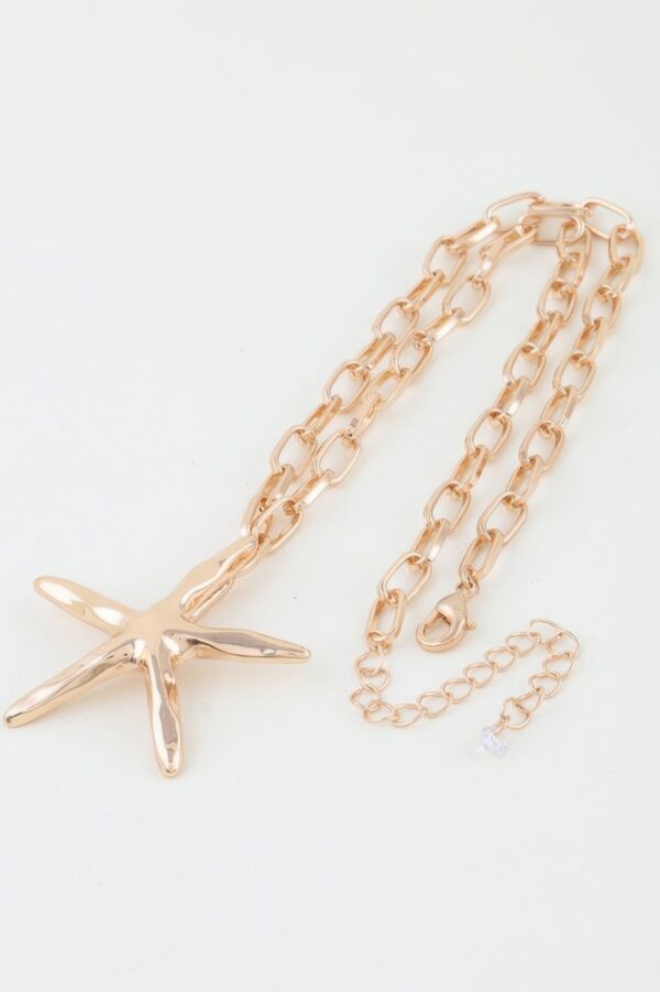 Starfish Link Chain Necklace – Shiny Metallic Pendant