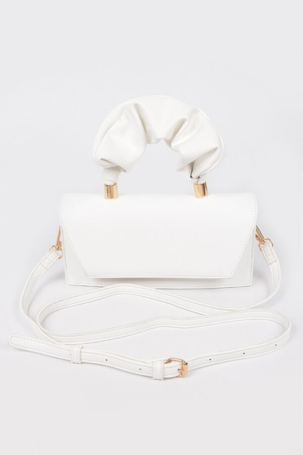 Simple Flap Clutch with Wrinkled Handle