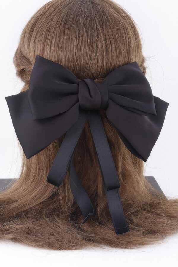 Classic Ribbon Drop Hair Clip – Flowing Tail Accent
