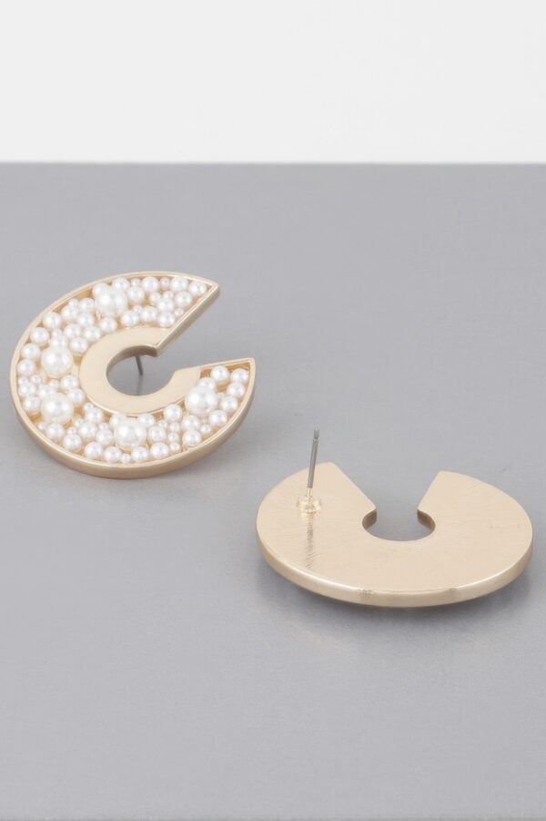 Multi-Pearl C Stud Earrings – Polished Metal