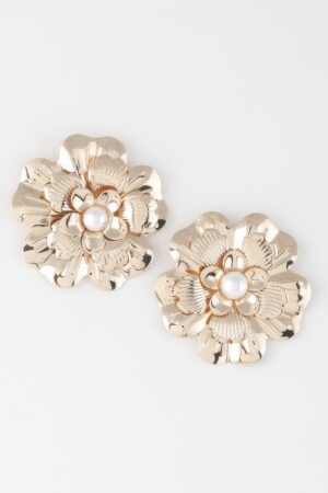 Pearl Flower Cluster Stud Earrings – Polished Metal