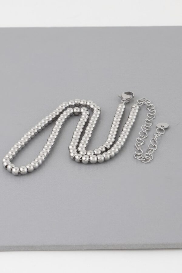 Beaded Necklace with Polished Beads – 14 inch
