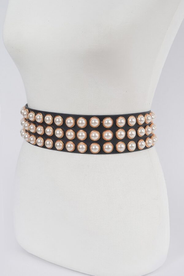 Pearl-Embellished Waist Belt – Glossy PVC/PU